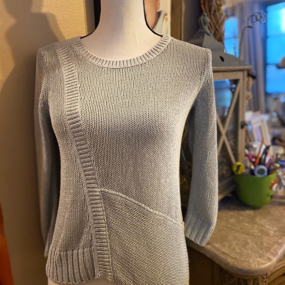 Club Monaco top - Picture 2 of 8